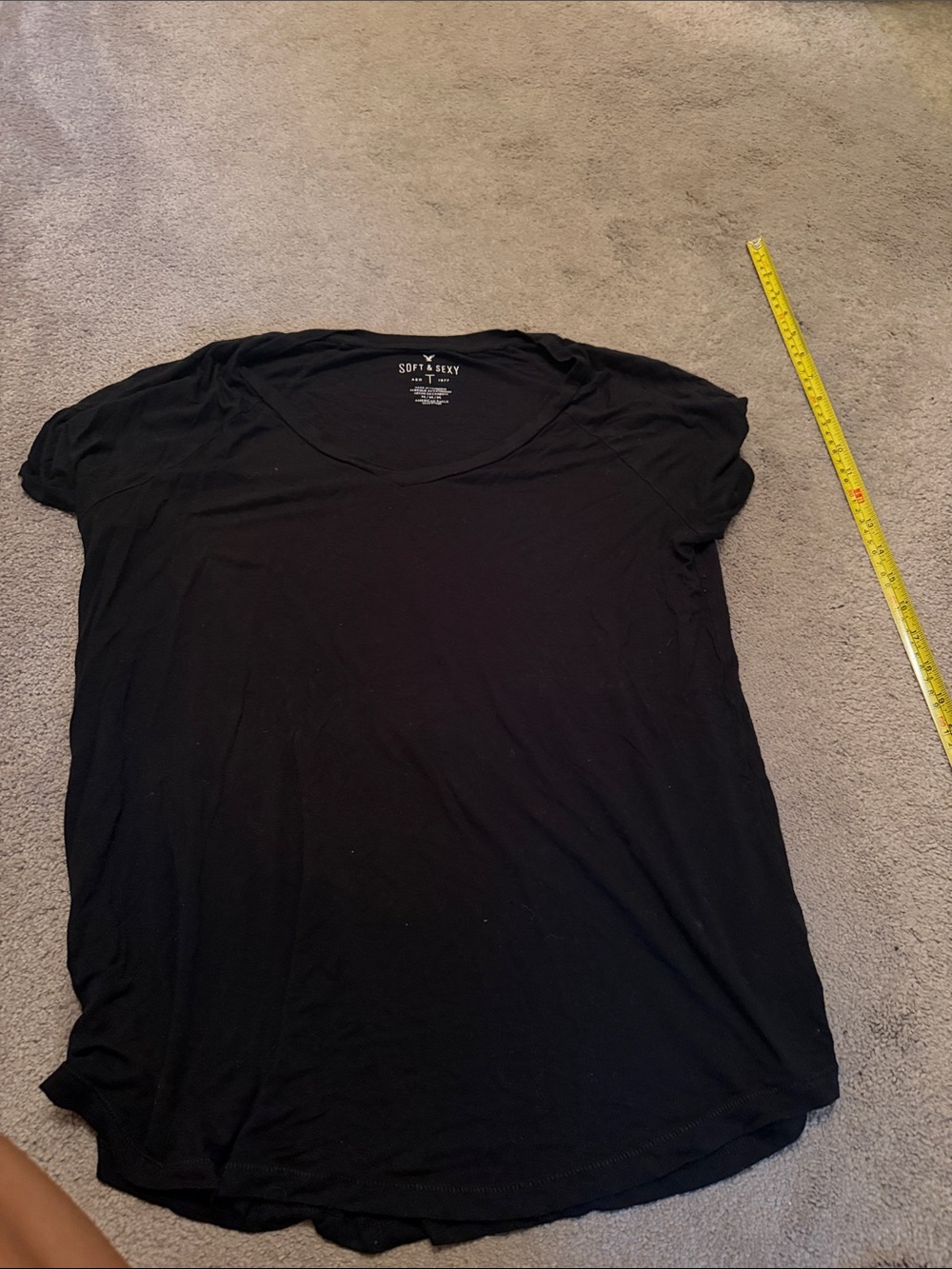 Women’s flowy medium American eagle top